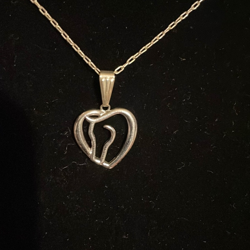 Horse Love Heart Pendant in Silver Tone with 18 Inch Chain